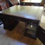 Escritorio de socios de caoba antiguo 4