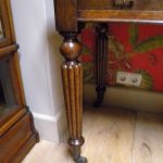 Escritorio antiguo de roble alrededor de 1800 3