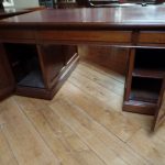 Oficina de socios de antigüedades 2