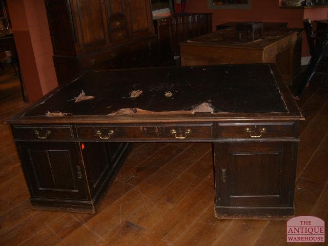 Escritorio de socios de roble antiguo 3