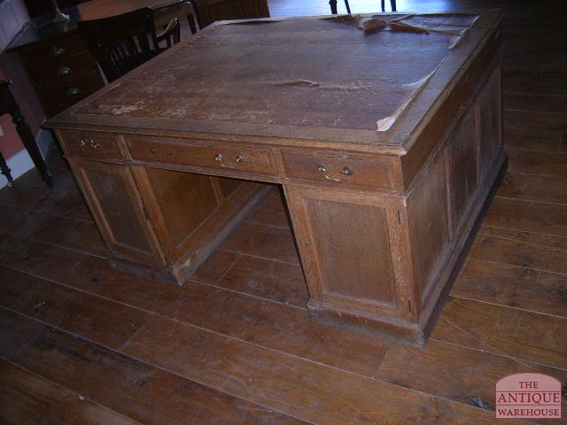 Escritorio de socios de roble antiguo 2