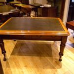 Mesa de escritura de roble antiguo circa 1870 2