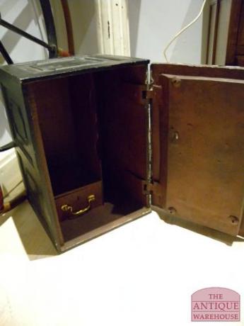 Antigua caja fuerte 2