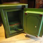 caja fuerte antigua 2