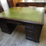 Escritorio de socios de caoba antiguo 1